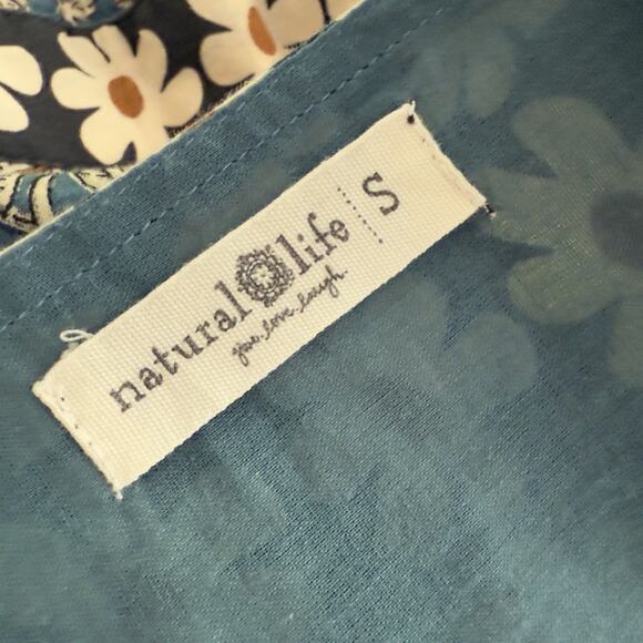 Floral Patterned Maxi Dress - Picture 8 of 13